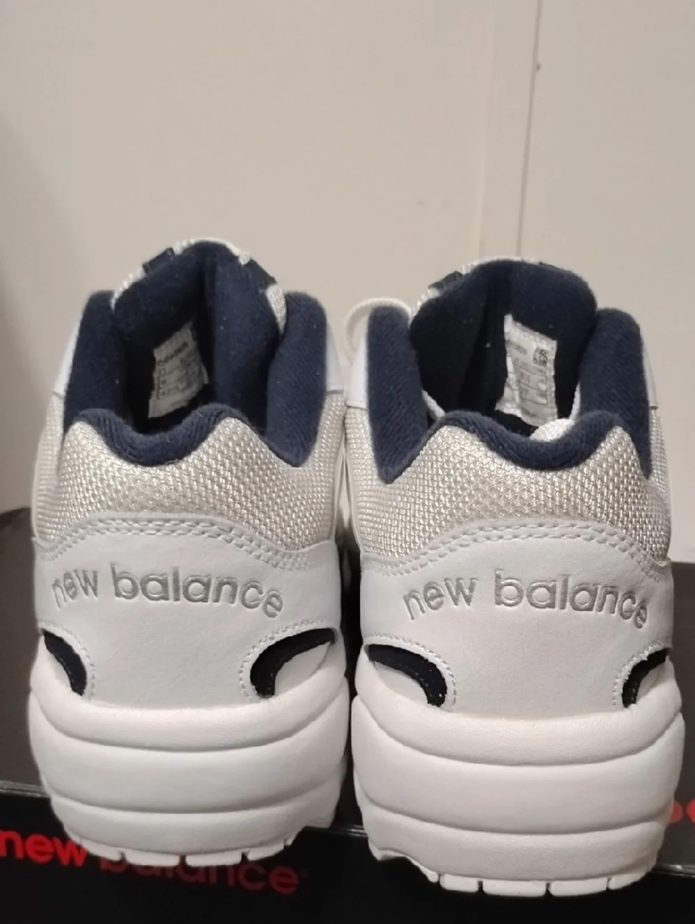 New Balance Kids‎ White and Black Lace-Up Sneakers